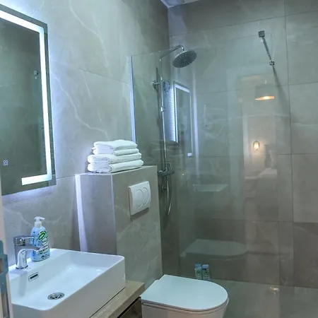 Sa Bazenom Vrnjacka Idila Apartamento