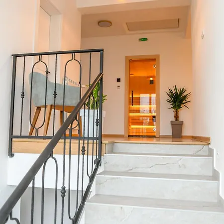 Sa Bazenom Vrnjacka Idila *