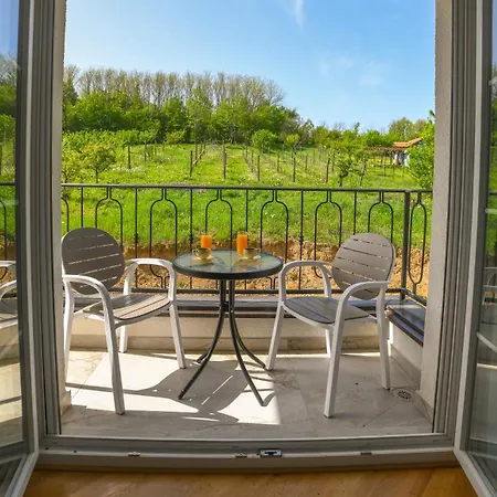 Apartamento Sa Bazenom Vrnjacka Idila Vrnjačka Banja