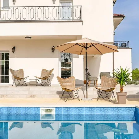 Apartamento Sa Bazenom Vrnjacka Idila Vrnjačka Banja